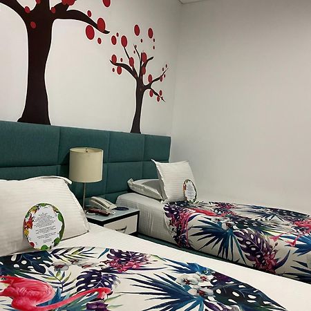 Hotel Bolivariana Plaza Μεντεγίν Εξωτερικό φωτογραφία