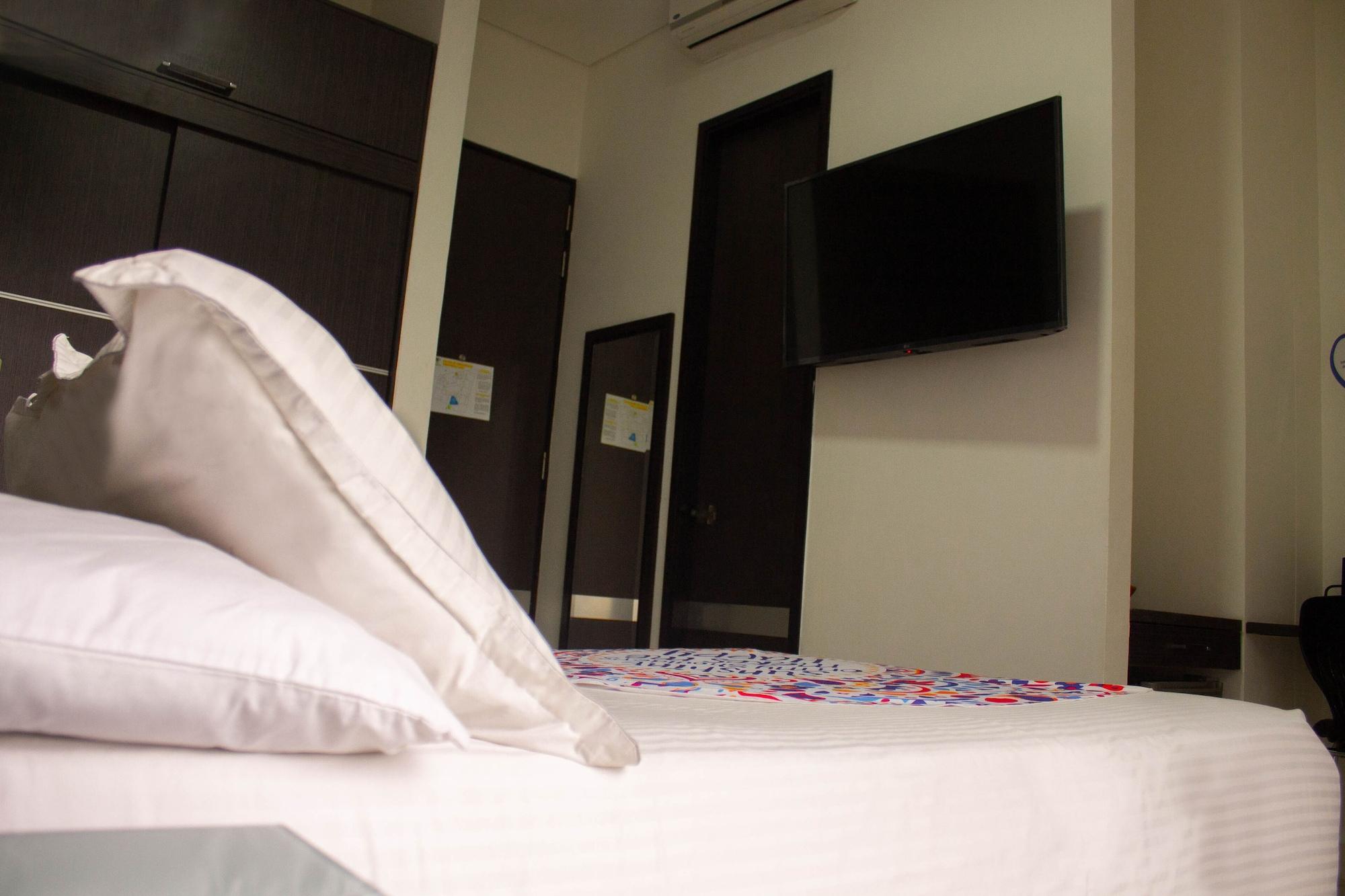 Hotel Bolivariana Plaza Μεντεγίν Εξωτερικό φωτογραφία