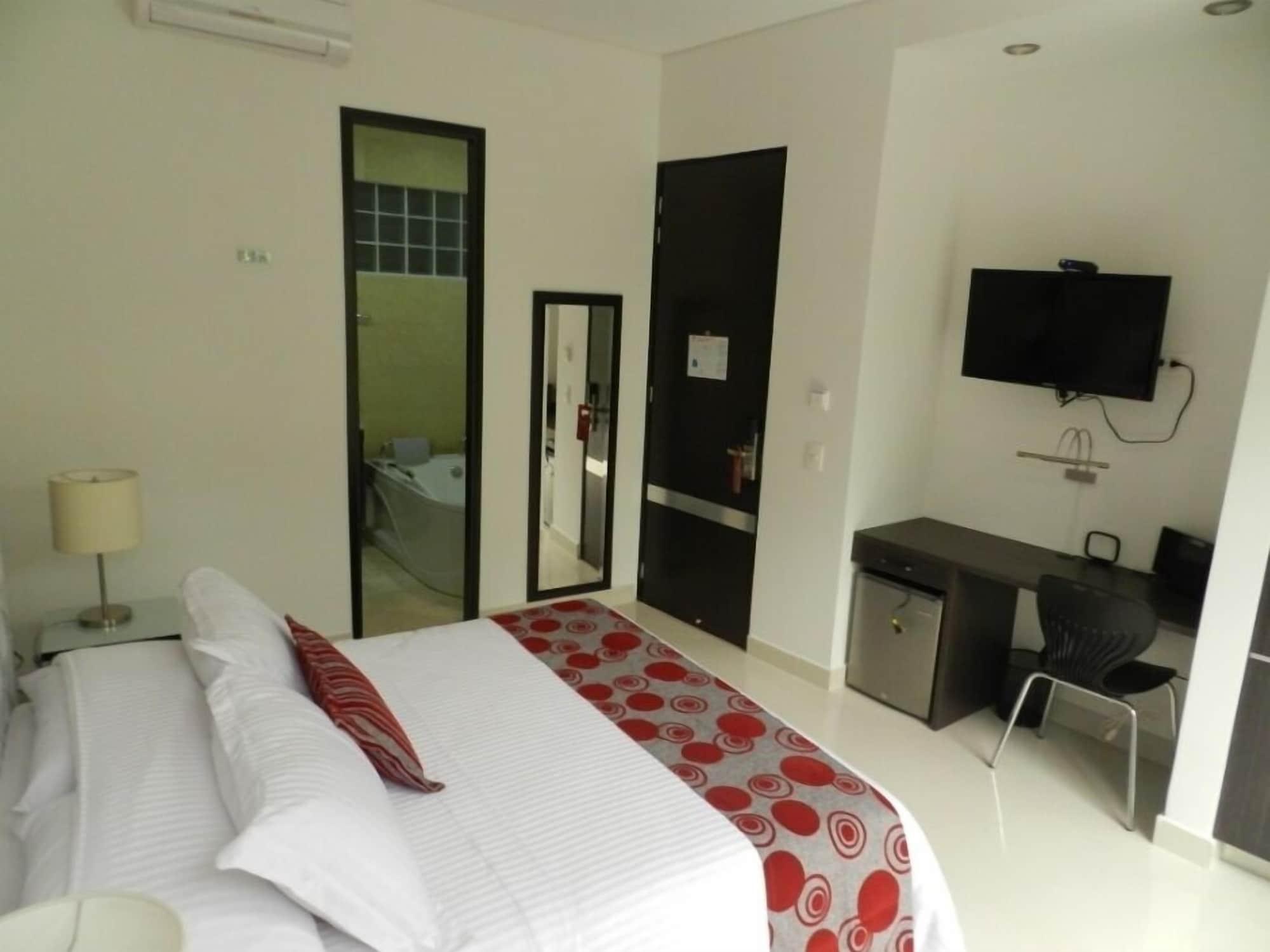 Hotel Bolivariana Plaza Μεντεγίν Εξωτερικό φωτογραφία