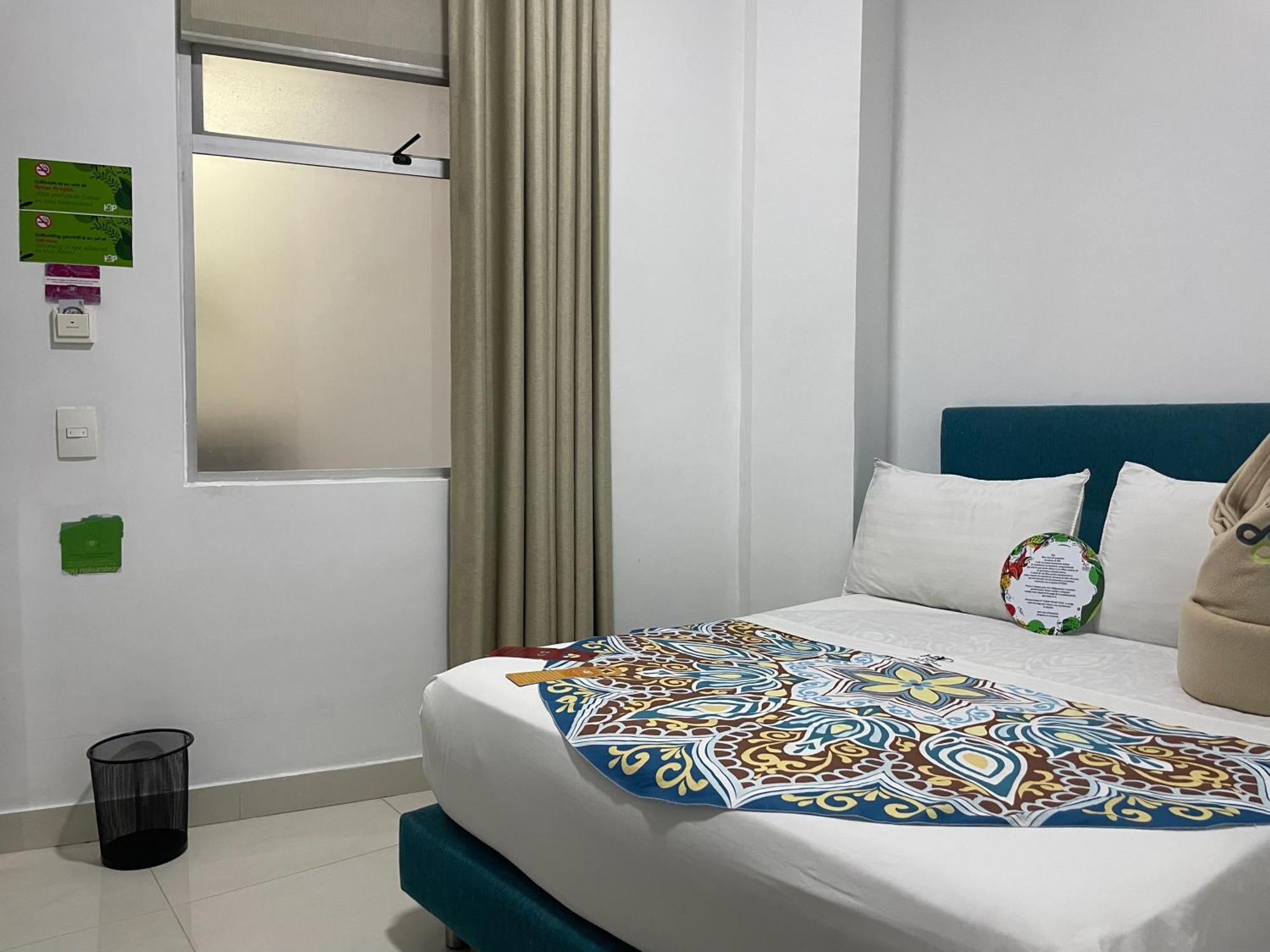 Hotel Bolivariana Plaza Μεντεγίν Εξωτερικό φωτογραφία