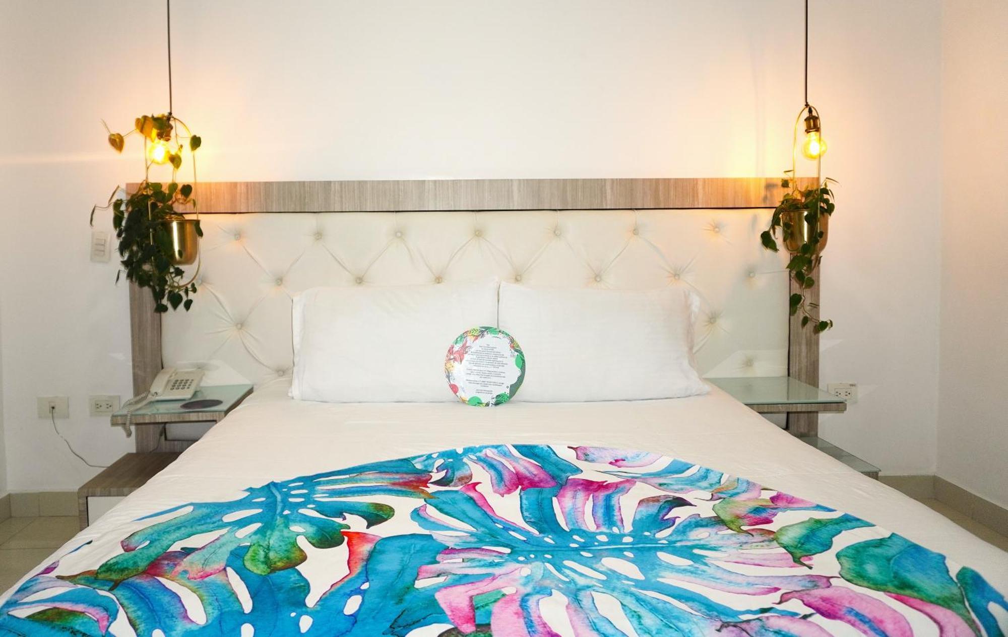 Hotel Bolivariana Plaza Μεντεγίν Εξωτερικό φωτογραφία
