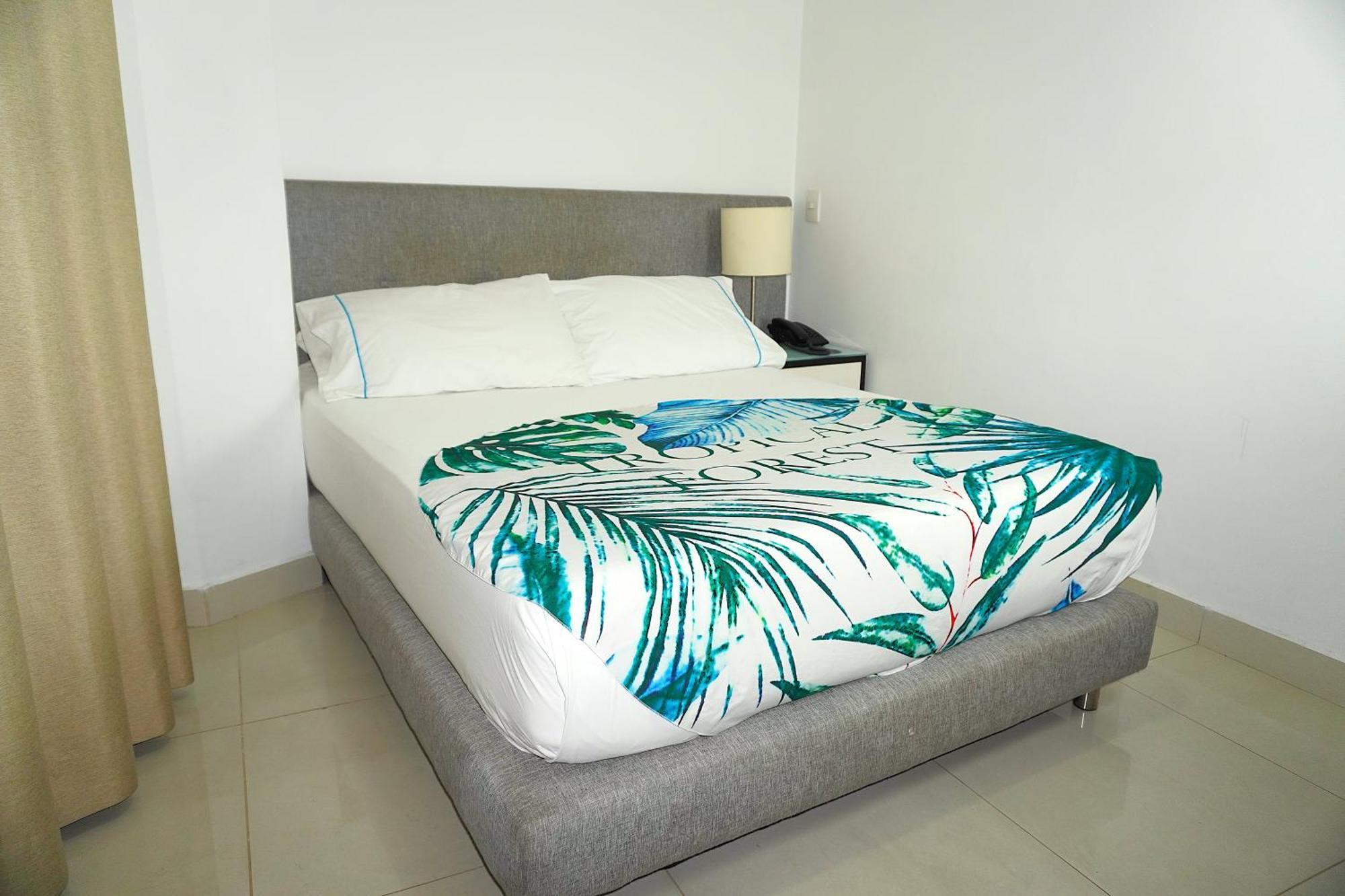 Hotel Bolivariana Plaza Μεντεγίν Εξωτερικό φωτογραφία